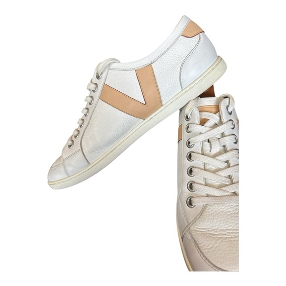 Men’s Louis Vuitton White Low Top Classic V Sneaker Sz 7.5/ US 8.5 - Picture 8 of 15